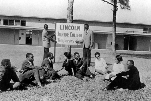 Lincoln Junior College Yearbooks